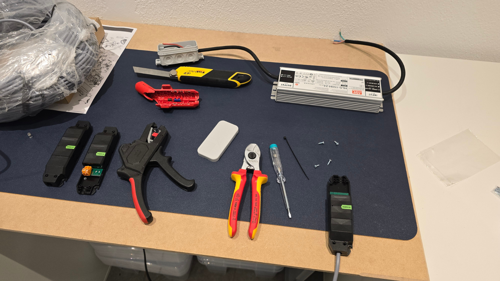 Smarte Arbeitsplatzbeleuchtung mit Tunable White