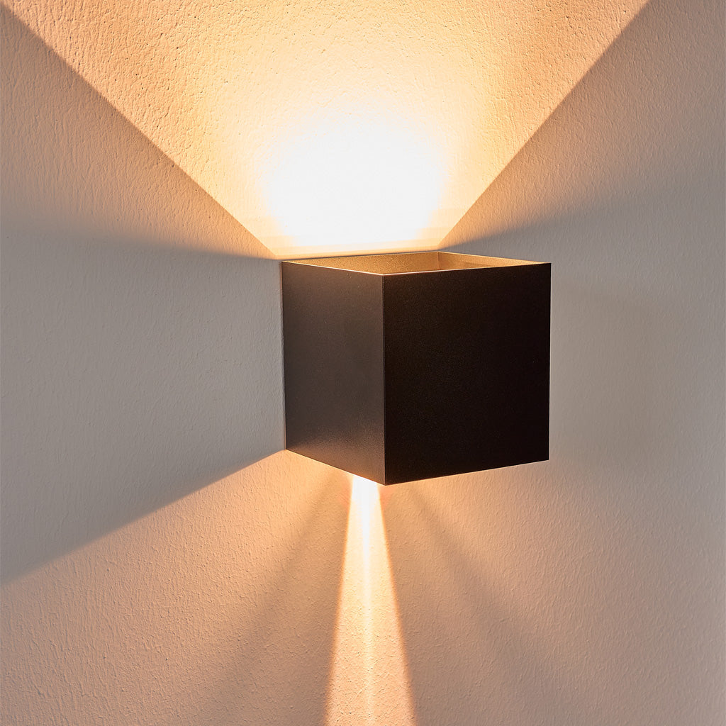 LED-Wandleuchte 24V, 8W, RGBW/2700K, CRI90, IP54