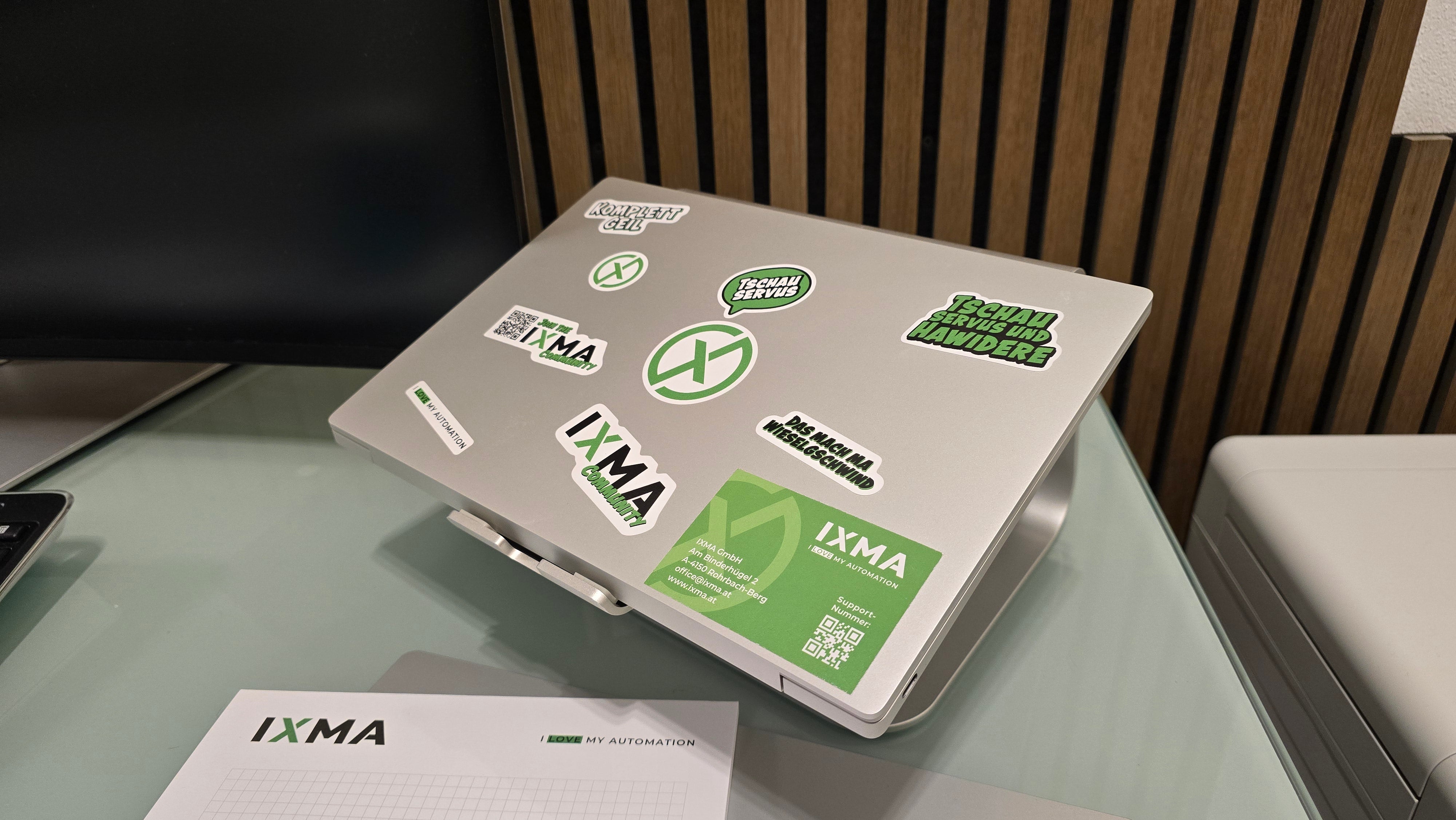 IXMA Community Sticker Bogen