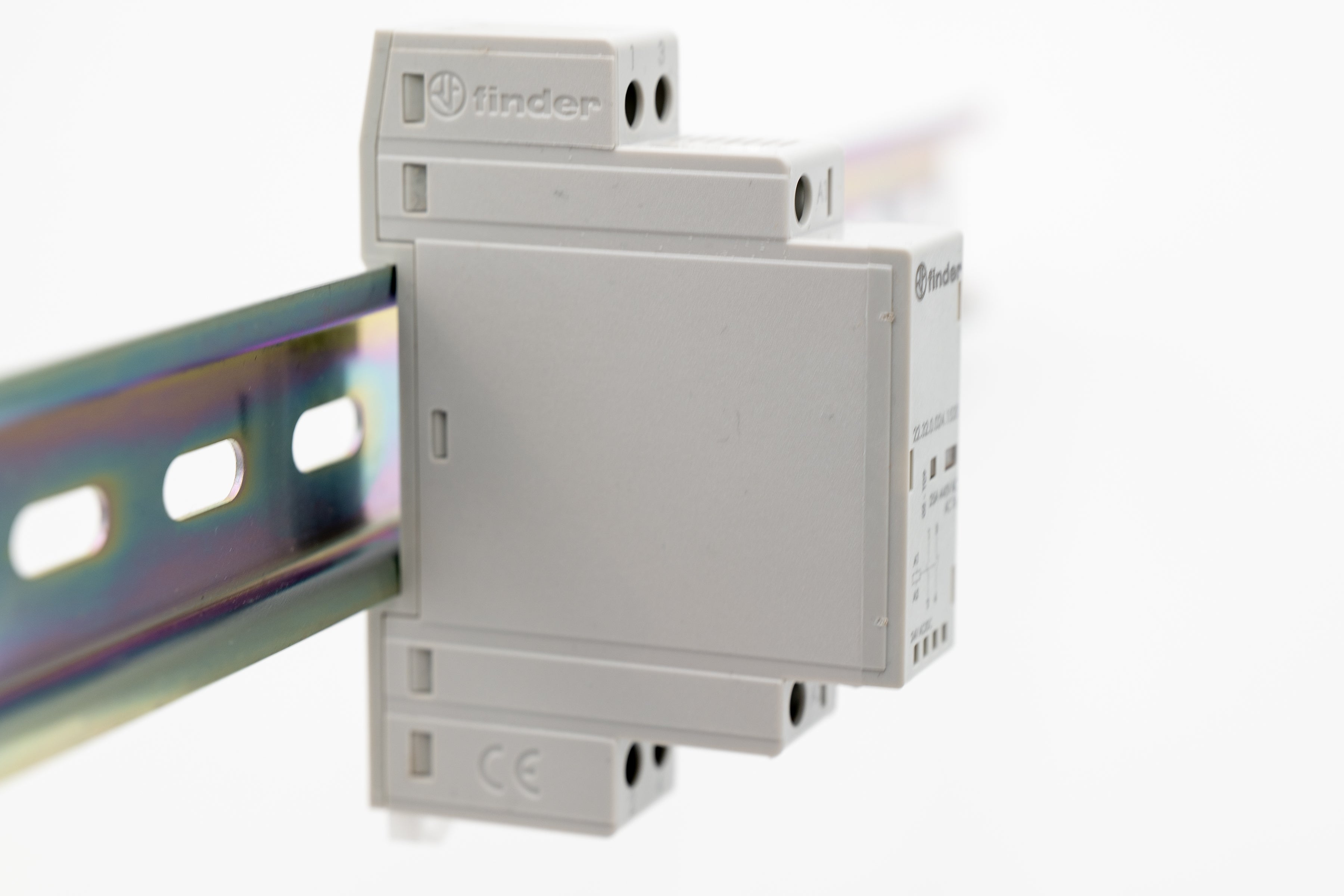 Finder Koppelrelais 24V für hohe Einschaltströme (z.B. LED Leuchten)