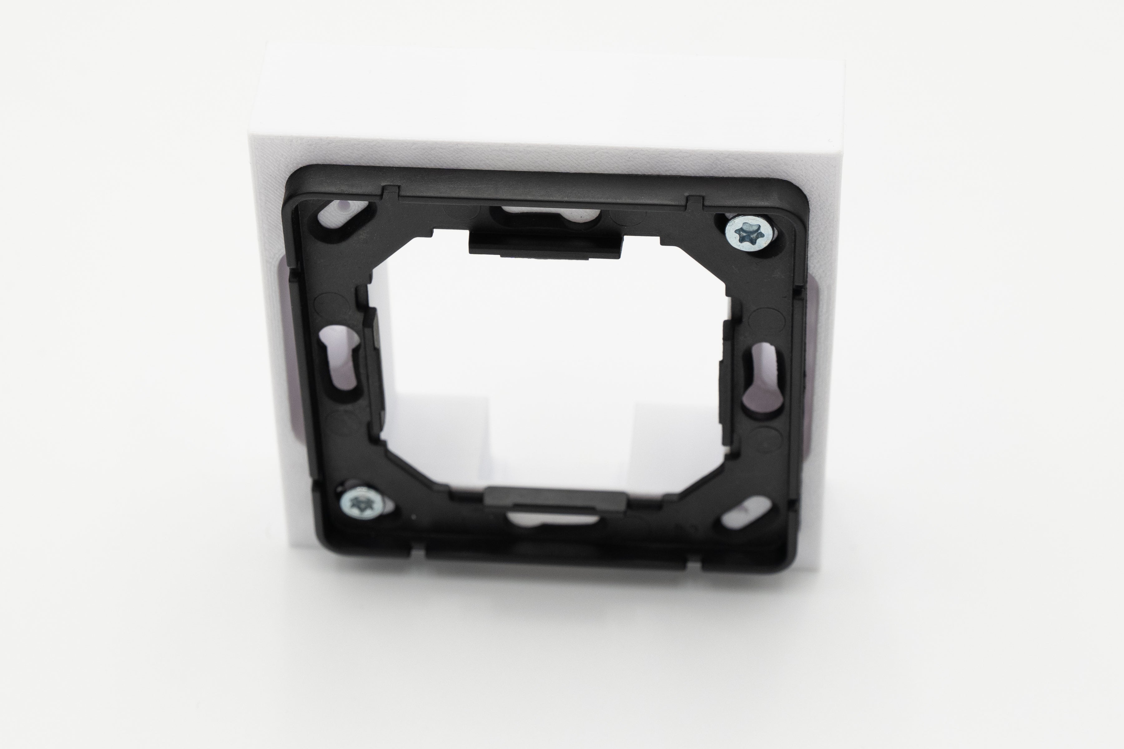 Aufputzadapter für Loxone Touch